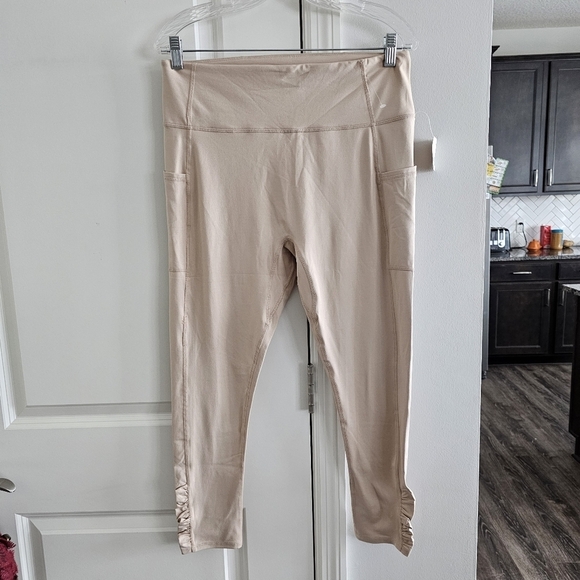 Free People Out of Your League Leggings In Clay - Picture 5 of 10